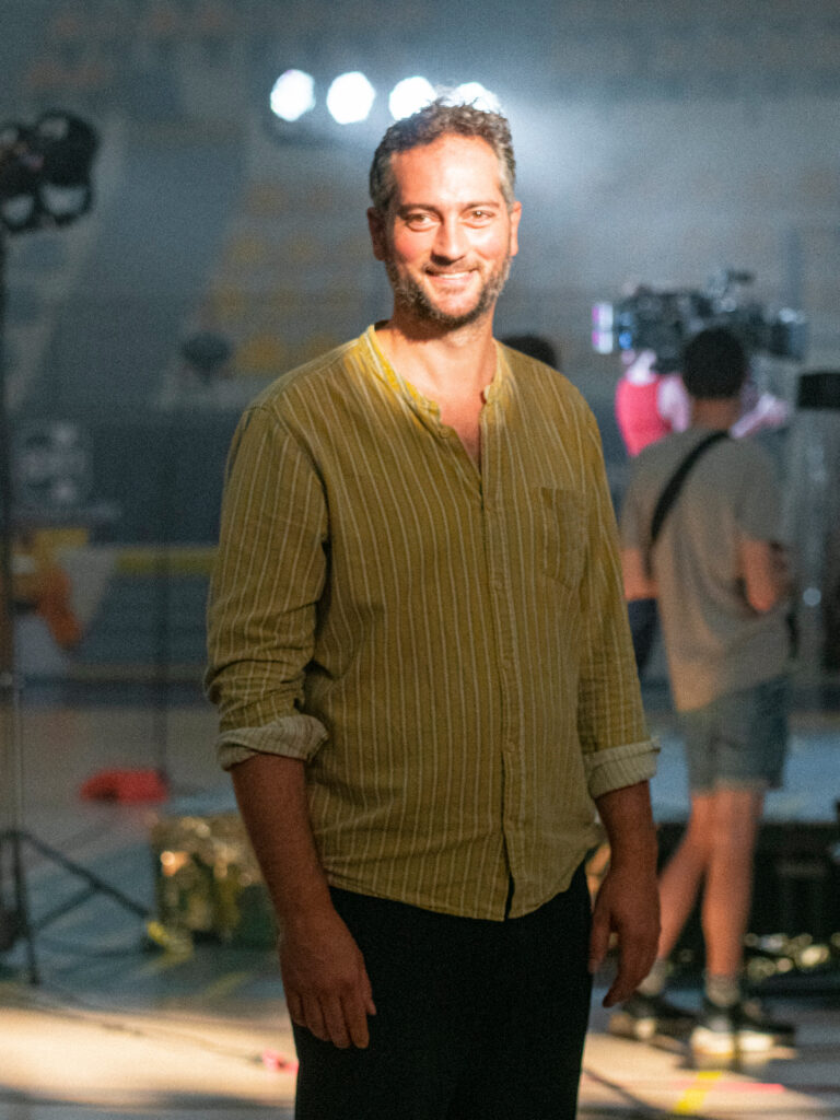 Olivier Lambert sur le tournage de Jésus ne tremble pas - Juillet 2023